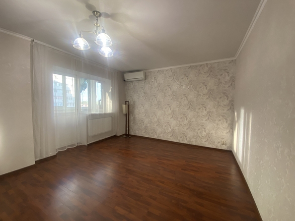 
   Продам 2-комнатную, 70 м², Извилистая ул, 11

. Фото 7.