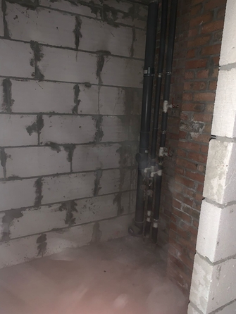 
   Продам 1-комнатную, 42 м², Комарова б-р, 10

. Фото 3.