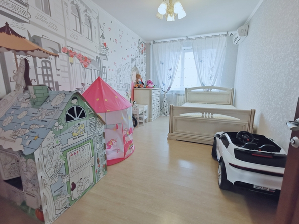 
   Продам 3-комнатную, 90 м², Жмайлова ул, 4/5

. Фото 7.