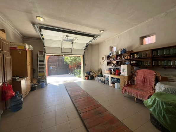 
   Продам дом, 293.3 м², Ростов-на-Дону

. Фото 12.
