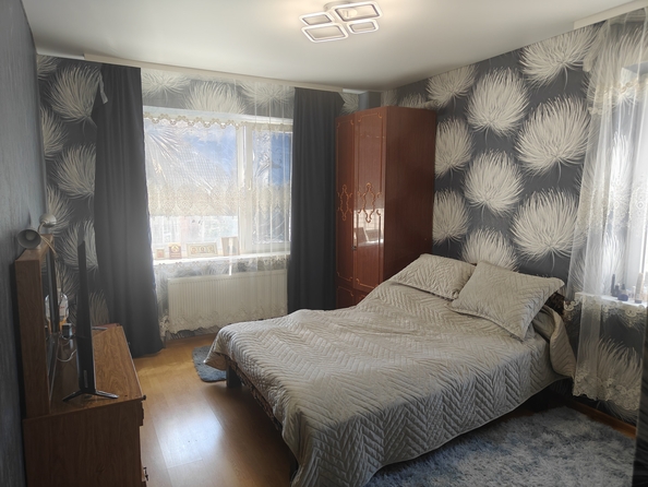 
   Продам 3-комнатную, 67.5 м², Половинко ул, 280

. Фото 17.