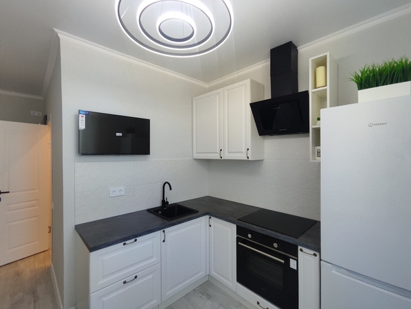 
   Продам 1-комнатную, 40 м², Ткачева ул, 42

. Фото 4.