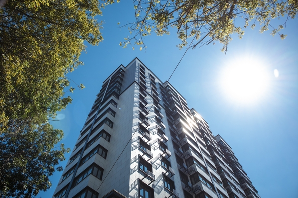 
   Продам 3-комнатную, 77.58 м², 339-й Стрелковой Дивизии ул, 10а/18

. Фото 3.