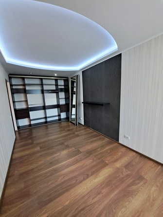 
   Продам 3-комнатную, 80 м², Металлургическая ул, 29

. Фото 5.