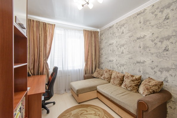 
   Продам 4-комнатную, 83.6 м², Павленко ул, 40

. Фото 31.