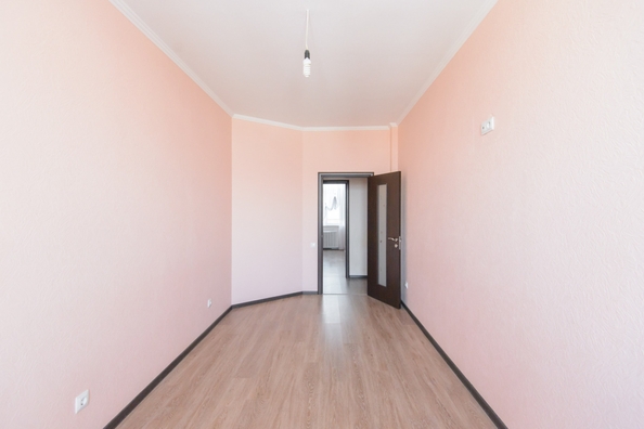 
   Продам 4-комнатную, 125.6 м², Комарова ул, 131а

. Фото 12.