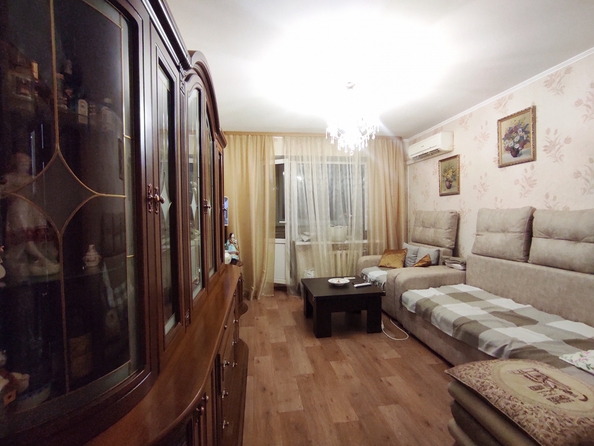 
   Продам 2-комнатную, 51 м², 40-летия Победы пр-кт, 97

. Фото 2.