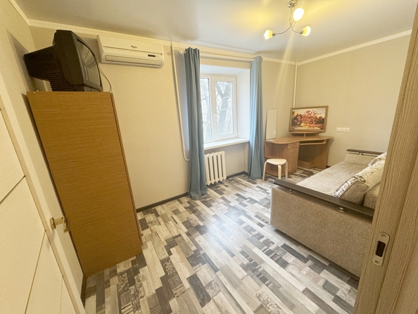 
   Продам 2-комнатную, 45 м², Ларина ул, 15

. Фото 4.