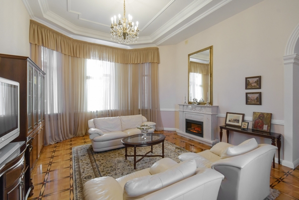 
   Продам дом, 428 м², Ростов-на-Дону

. Фото 4.