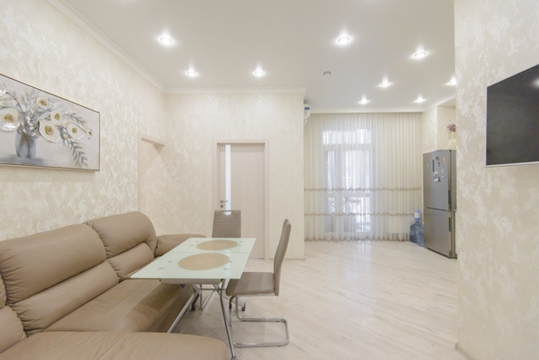 
   Продам 2-комнатную, 60 м², Семашко пер, 118

. Фото 5.