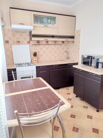 
   Продам 1-комнатную, 38 м², Еременко ул, 54

. Фото 2.