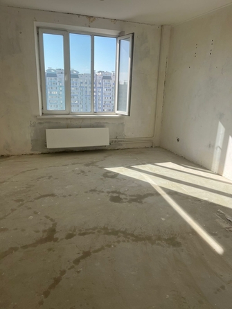 
   Продам 2-комнатную, 56 м², Жданова ул, 13

. Фото 1.