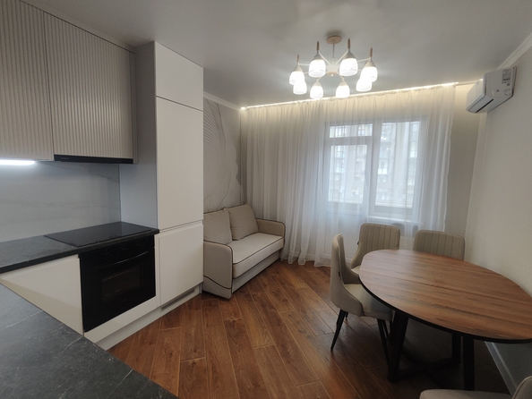 
   Продам 3-комнатную, 62 м², Маршала Жукова пр-кт, 18

. Фото 1.