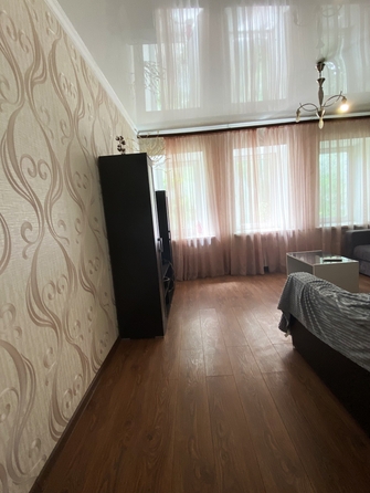 
   Продам 1-комнатную, 36.5 м², Межевая ул, 110/37

. Фото 3.