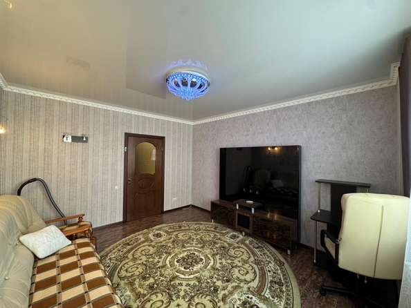 
   Продам 2-комнатную, 56 м², Извилистая ул, 11/1

. Фото 15.