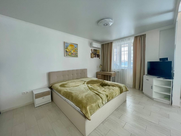 
   Продам 1-комнатную, 38 м², 2-я Володарского ул, 166/6

. Фото 5.