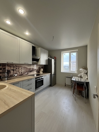 
   Продам 1-комнатную, 35 м², Батуринская ул, 167

. Фото 1.