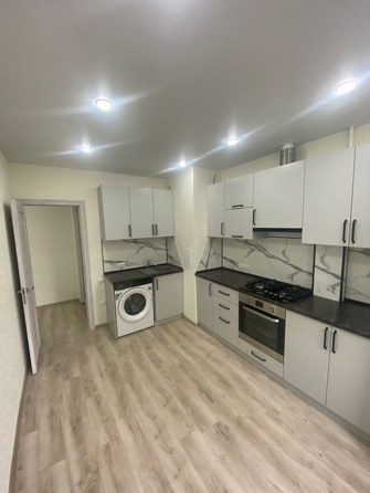 
  Продается 2-комн. квартира, 52 м², Королева пр-кт, д. 16
. Фото 3.