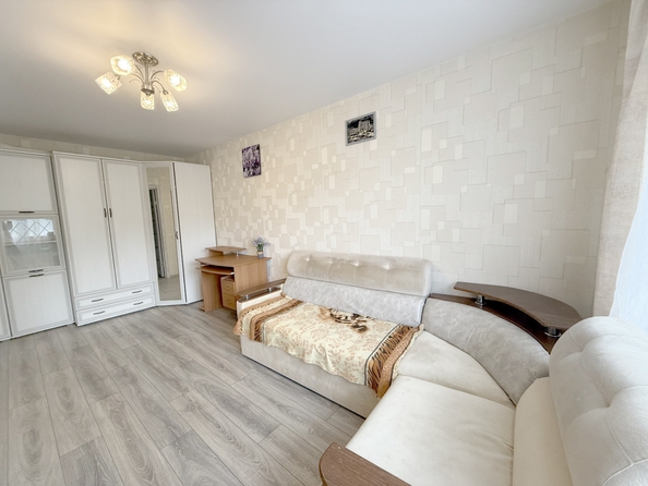 
  Продается 2-комн. квартира, 44 м², Коммунистический пр-кт, д. 40
. Фото 2.