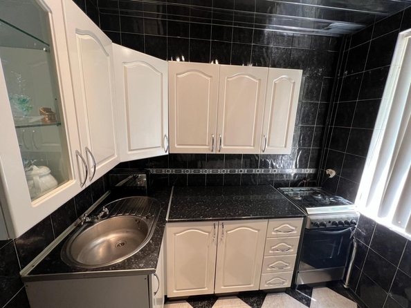 
  Продается 2-комн. квартира, 53.8 м², Нансена ул, д. 121
. Фото 3.