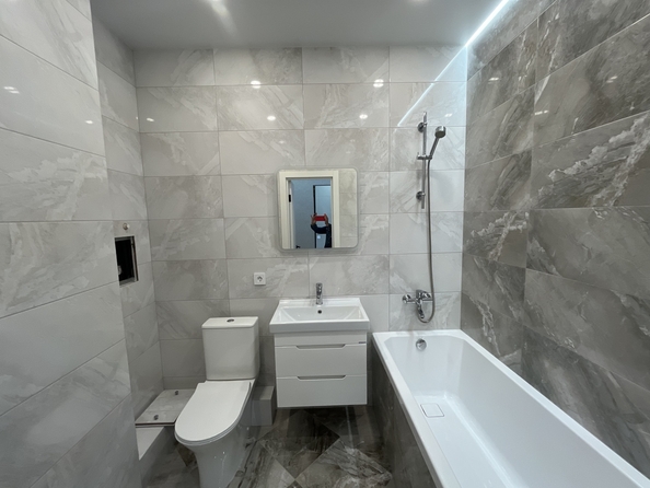 
  Продается 1-комн. квартира, 38 м², Ткачева ул, д. 42
. Фото 7.