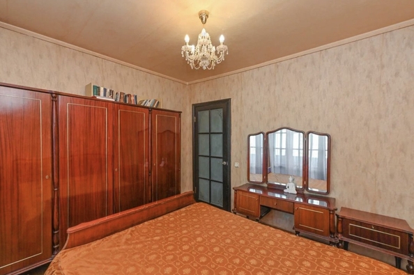 
  Продается 3-комн. квартира, 71.4 м², Грибоедовский пер, д. 4
. Фото 4.