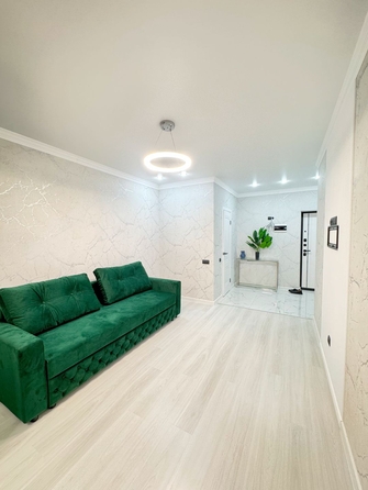 
  Продается 2-комн. квартира, 47 м², Комарова б-р, д. 1
. Фото 5.