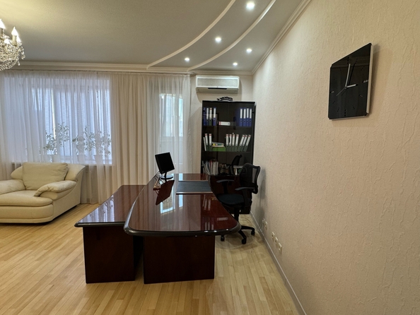 
  Продается 2-комн. квартира, 80 м², Филимоновская ул, д. 128
. Фото 9.