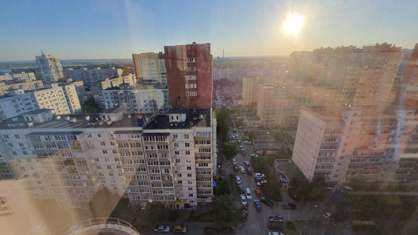 
  Продается 2-комн. квартира, 41 м², Жмайлова ул, д. 4/2
. Фото 22.