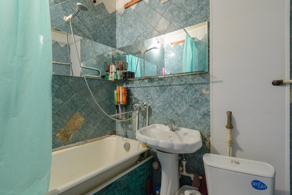 
  Продается 1-комн. квартира, 33 м², Смены ул, д. 21
. Фото 9.