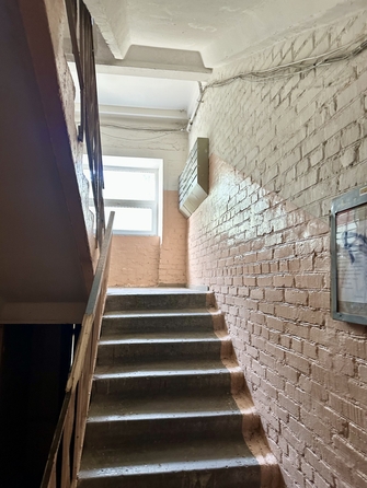 
  Продается 1-комн. квартира, 35 м², Коммунистический пр-кт, д. 12
. Фото 2.