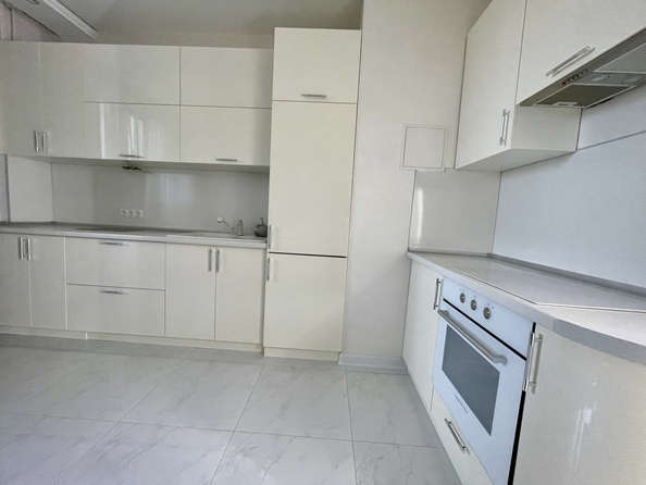 
  Продается 2-комн. квартира, 57 м², Скачкова ул, д. 62
. Фото 18.