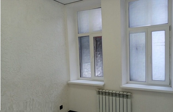 
  Продается 2-комн. квартира, 41 м², Баумана ул, д. 72
. Фото 1.