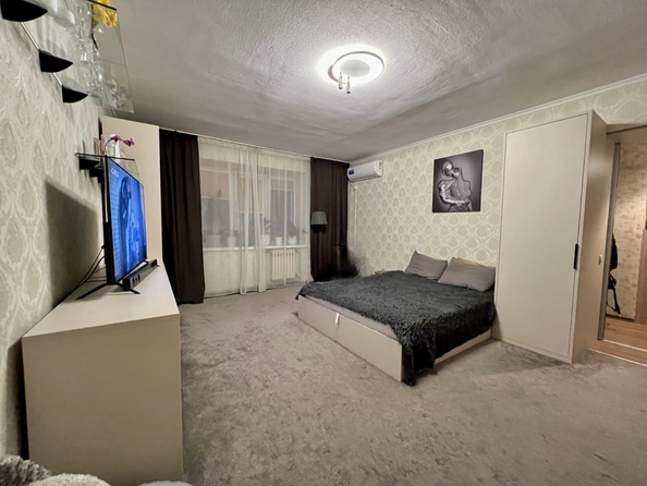 
  Продается 1-комн. квартира, 42 м², Платова ул, д. 83
. Фото 3.