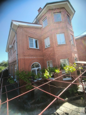 
  Продается дом, 378.5 м², Ростов-на-Дону
. Фото 2.