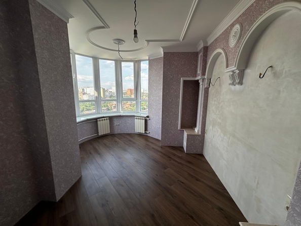 
  Продается 3-комн. квартира, 90 м², Крыловской пер, д. 10
. Фото 3.