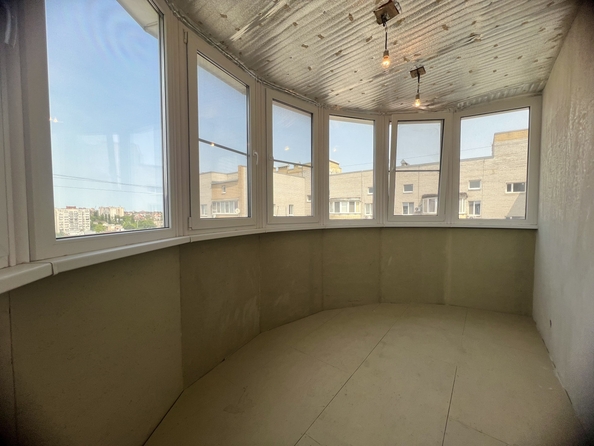 
  Продается 1-комн. квартира, 36.8 м², Платова ул, д. 64
. Фото 7.