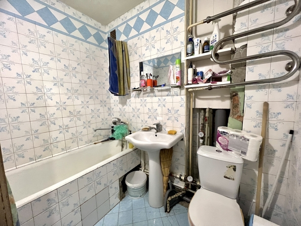 
  Продается 3-комн. квартира, 58.2 м², Шолохова ул, д. 8
. Фото 6.