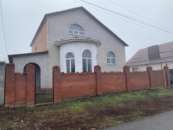 
  Продается дом, 200 м², поселок Рассвет
. Фото 1.