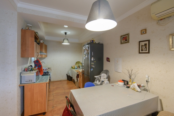 
  Продается 2-комн. квартира, 73 м², Селиванова ул, д. 68
. Фото 4.