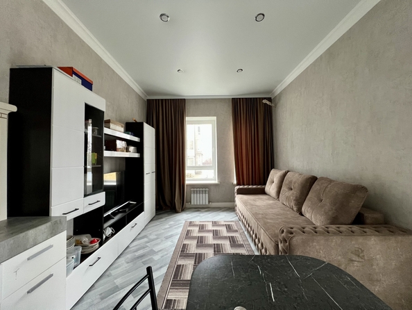 
  Продается 2-комн. квартира, 60 м², Строителей ул, д. 9
. Фото 1.