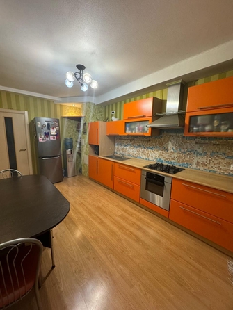 
  Продается 2-комн. квартира, 56 м², Мильчакова ул, д. 45
. Фото 5.