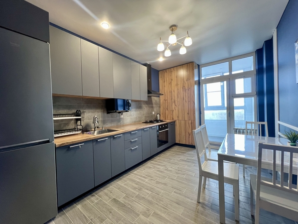 
  Продается 1-комн. квартира, 39 м², Берберовская ул, д. 32
. Фото 2.