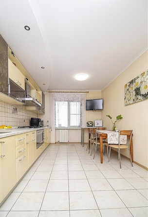 
  Продается 2-комн. квартира, 78.5 м², Крепостной пер, д. 43/98
. Фото 3.