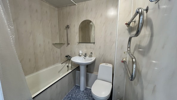 
  Продается 1-комн. квартира, 38 м², 339-й Стрелковой Дивизии ул, д. 17
. Фото 13.