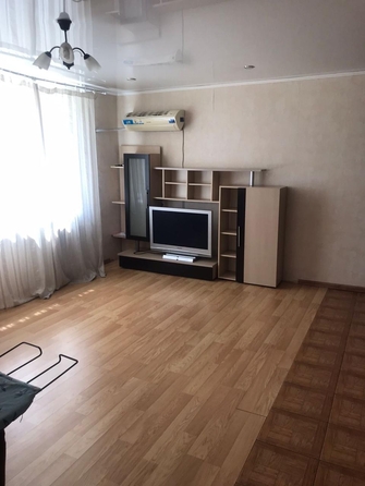 
  Продается студия, 39.6 м², Ленина пр-кт, д. 245
. Фото 2.