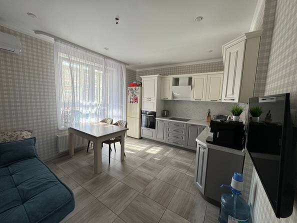 
  Продается 4-комн. квартира, 75 м², Чаленко пер, д. 17/1
. Фото 1.