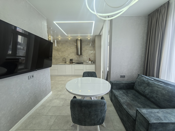
  Продается 3-комн. квартира, 71.2 м², Берберовская ул, д. 28
. Фото 7.