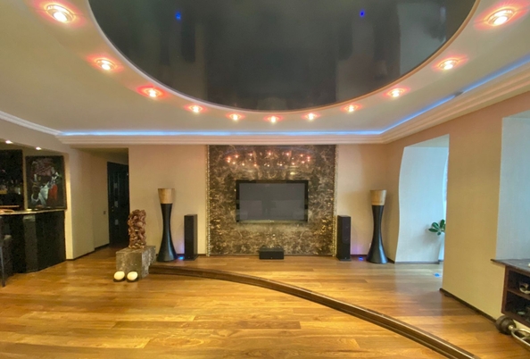 
  Продается 4-комн. квартира, 240 м², Социалистическая ул, д. 140
. Фото 8.