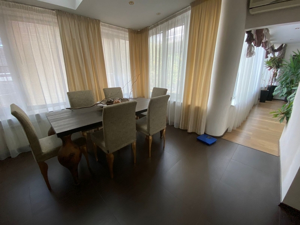 
  Продается 4-комн. квартира, 240 м², Социалистическая ул, д. 140
. Фото 12.
